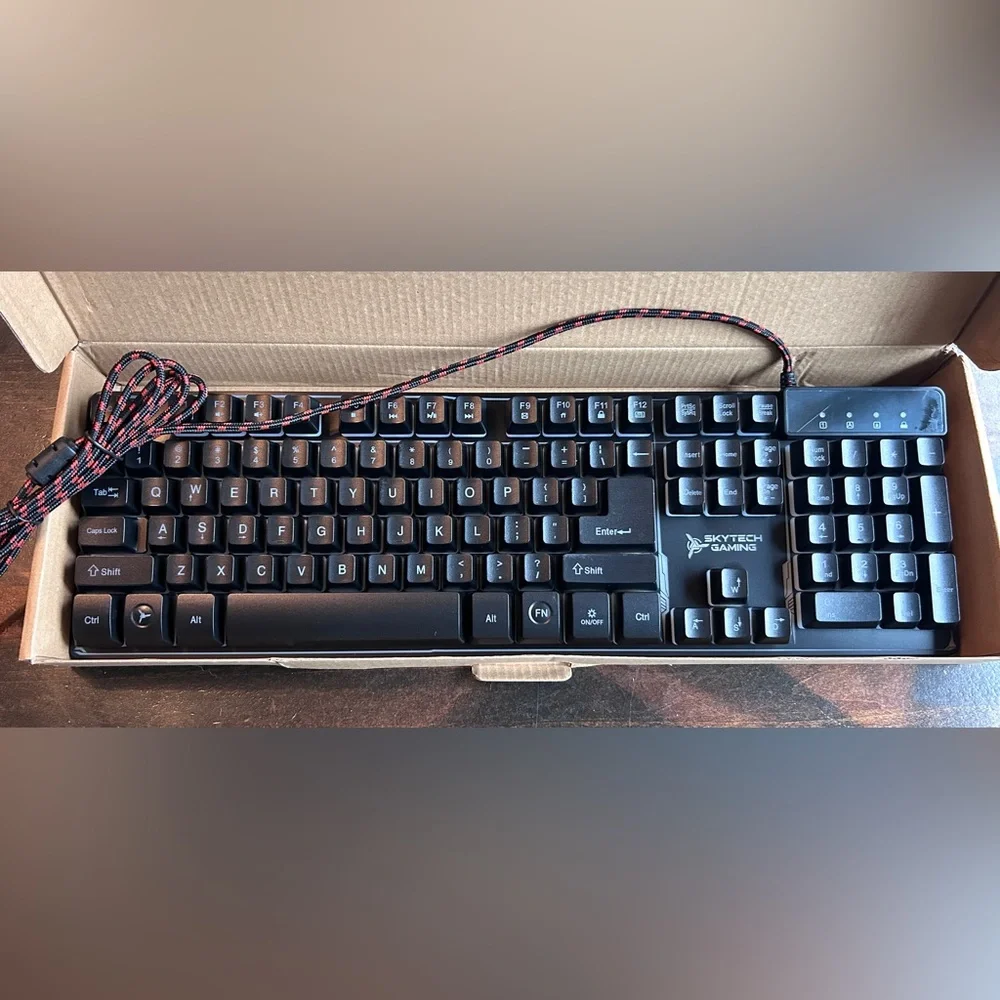 Skytech Gaming Keyboard K-1000 RGB Backlit Keys New In Box